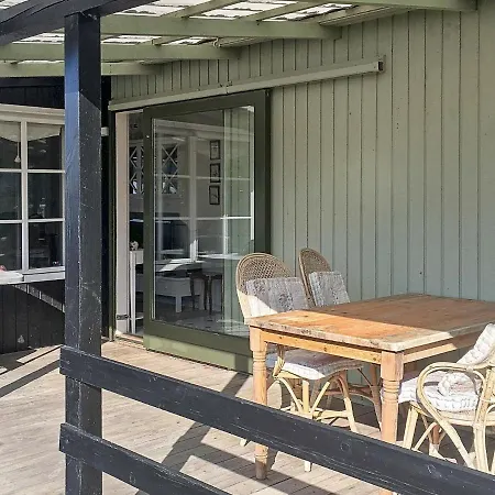 Two-bedroom Holiday In 5 Stege